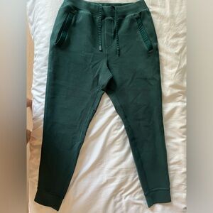 Ten thousand recover pant, size M, forest green